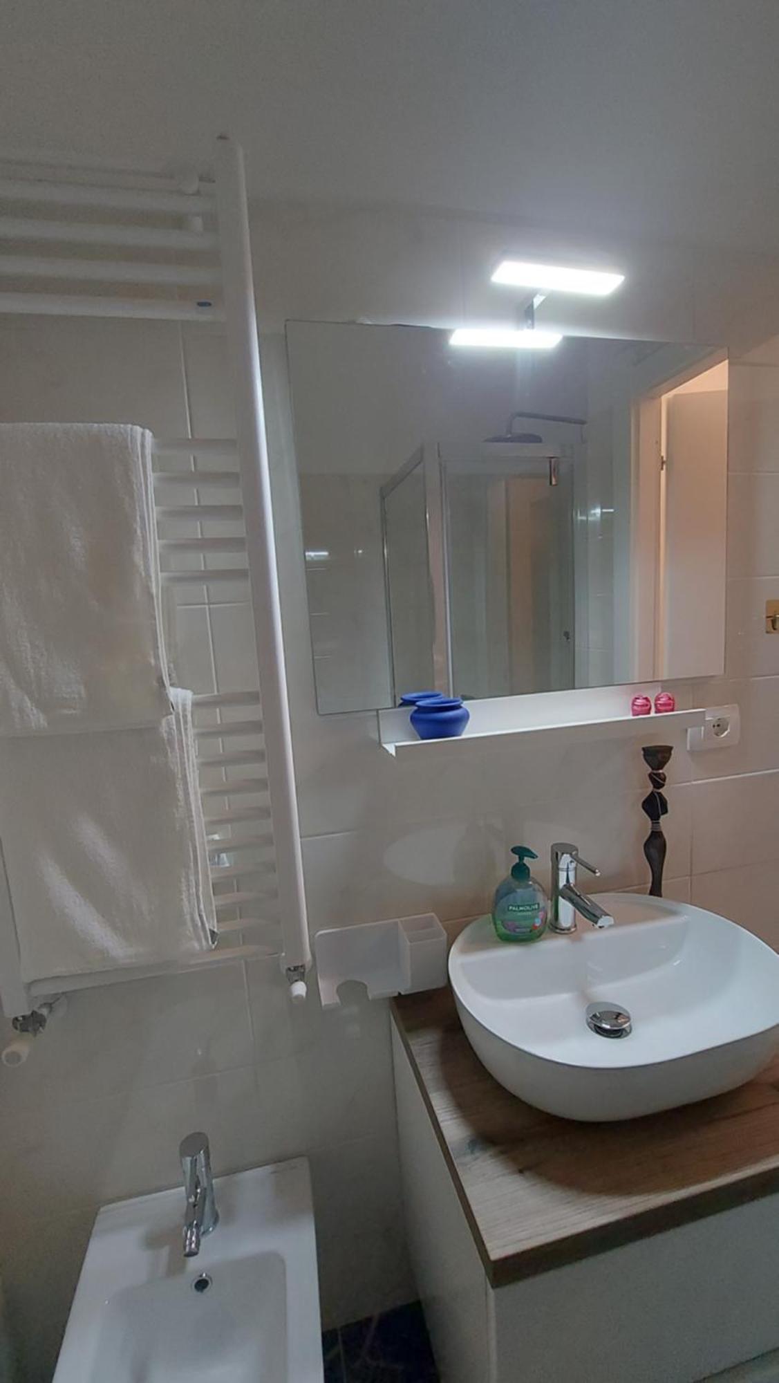 Relax Al Guardastelle - Free Parking & Air Condition - Swimming Pool Additional Pay Rapallo Zewnętrze zdjęcie